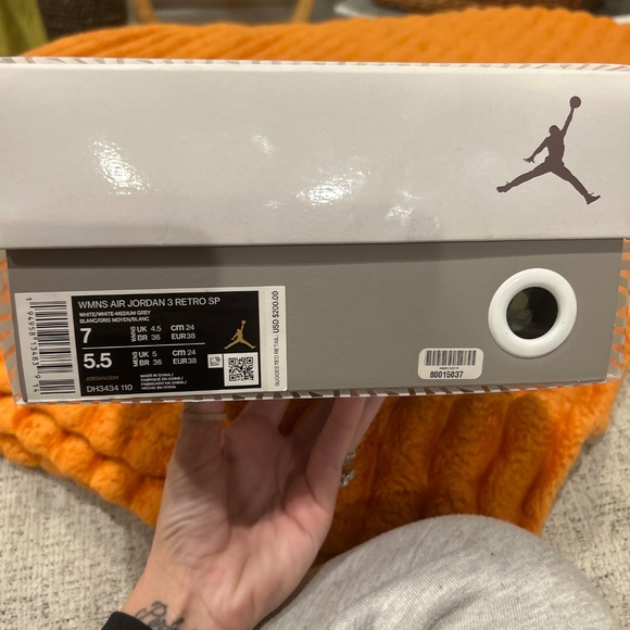 NEVER WORN DS A MA  MANIERE WMNS AIR JORDAN 3 retro SP - Picture 4 of 4